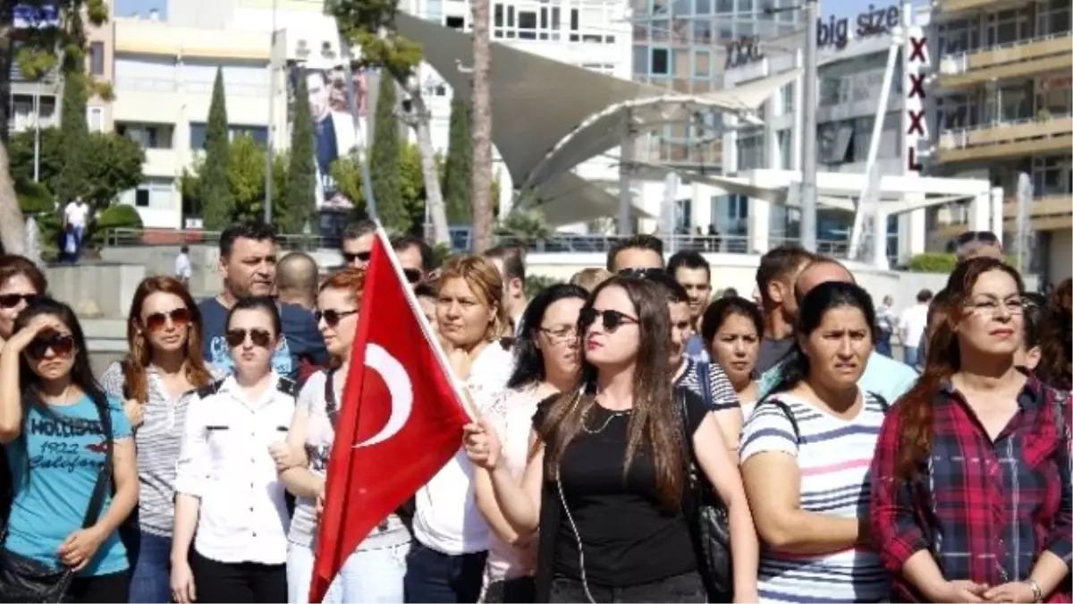 İş Akitleri Feshedilen Güvenlik Görevlileri Eylem Yaptı