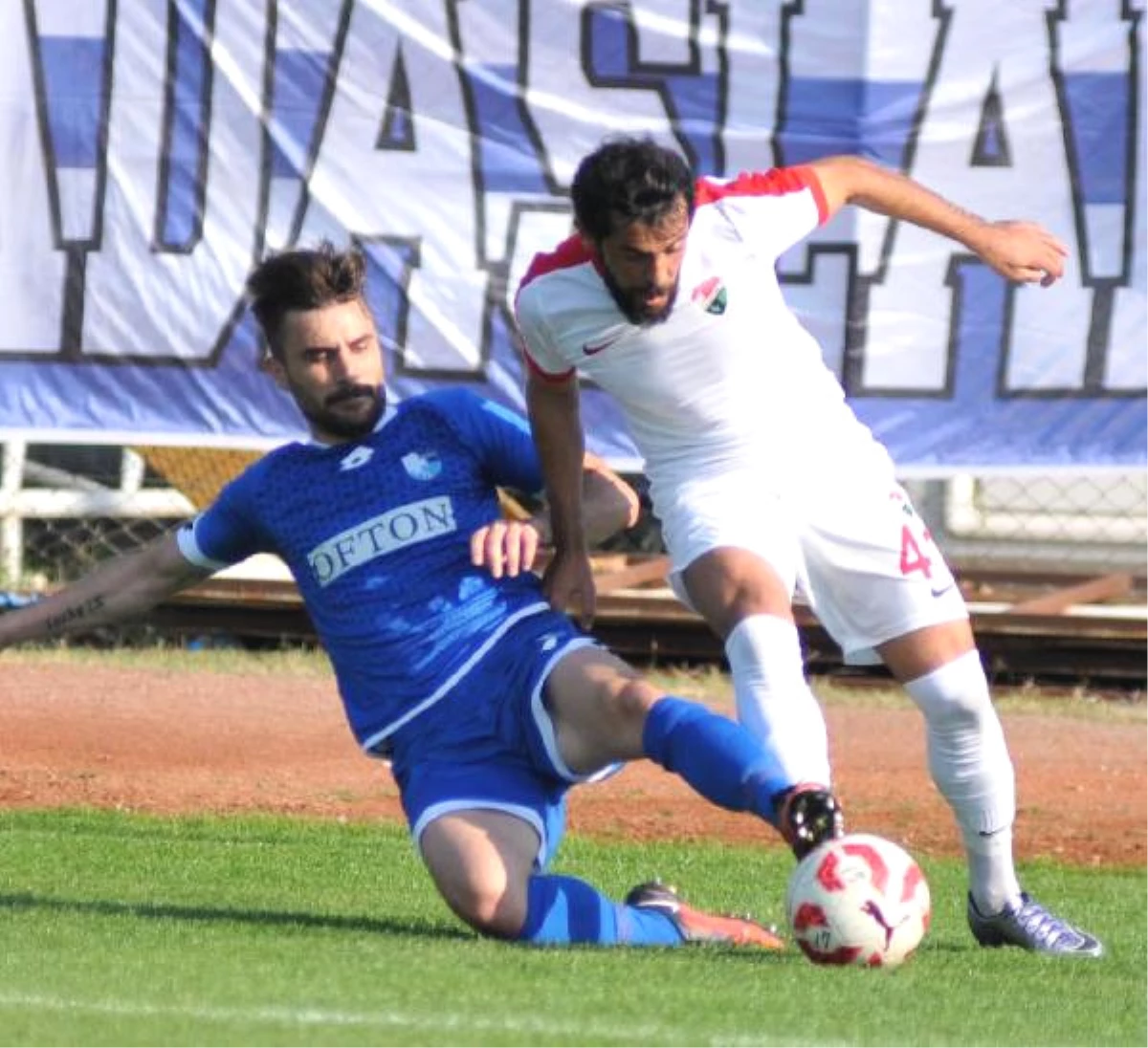 Kocaeli Birlikspor-Büyükşehir Belediye Erzurumspor: 1-1