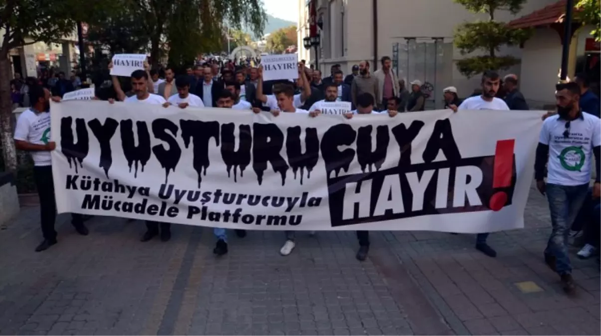 Kütahya\'da "Uyuşturucu Hayır" Yürüyüşü