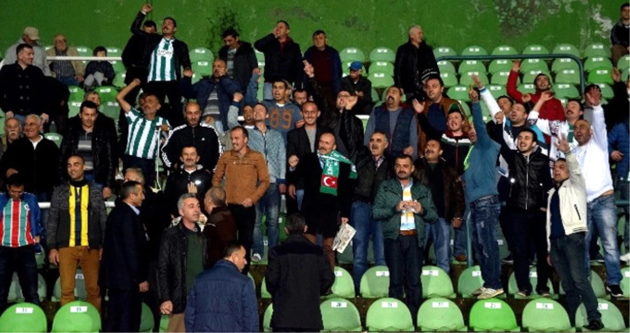 Mahkumlar Giresunspor Maçını Stadyumda Seyretti