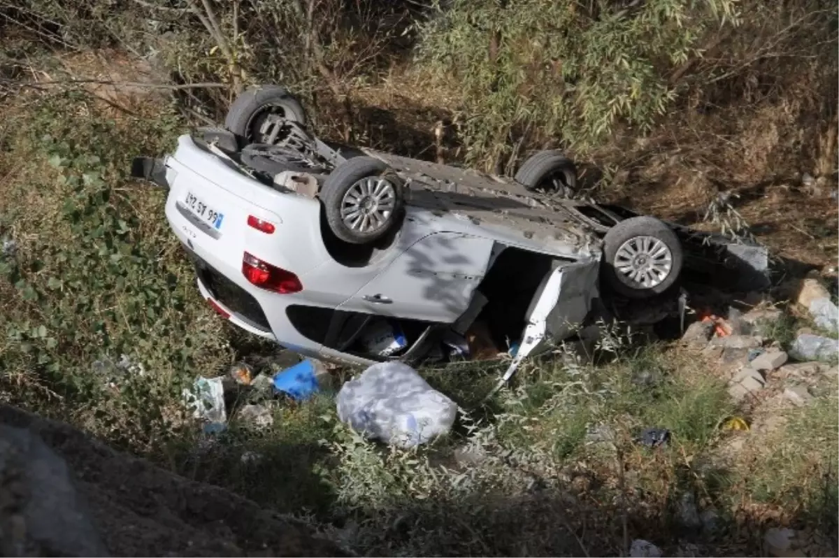 Yozgat'ta Trafik Kazası: 3 Yaralı