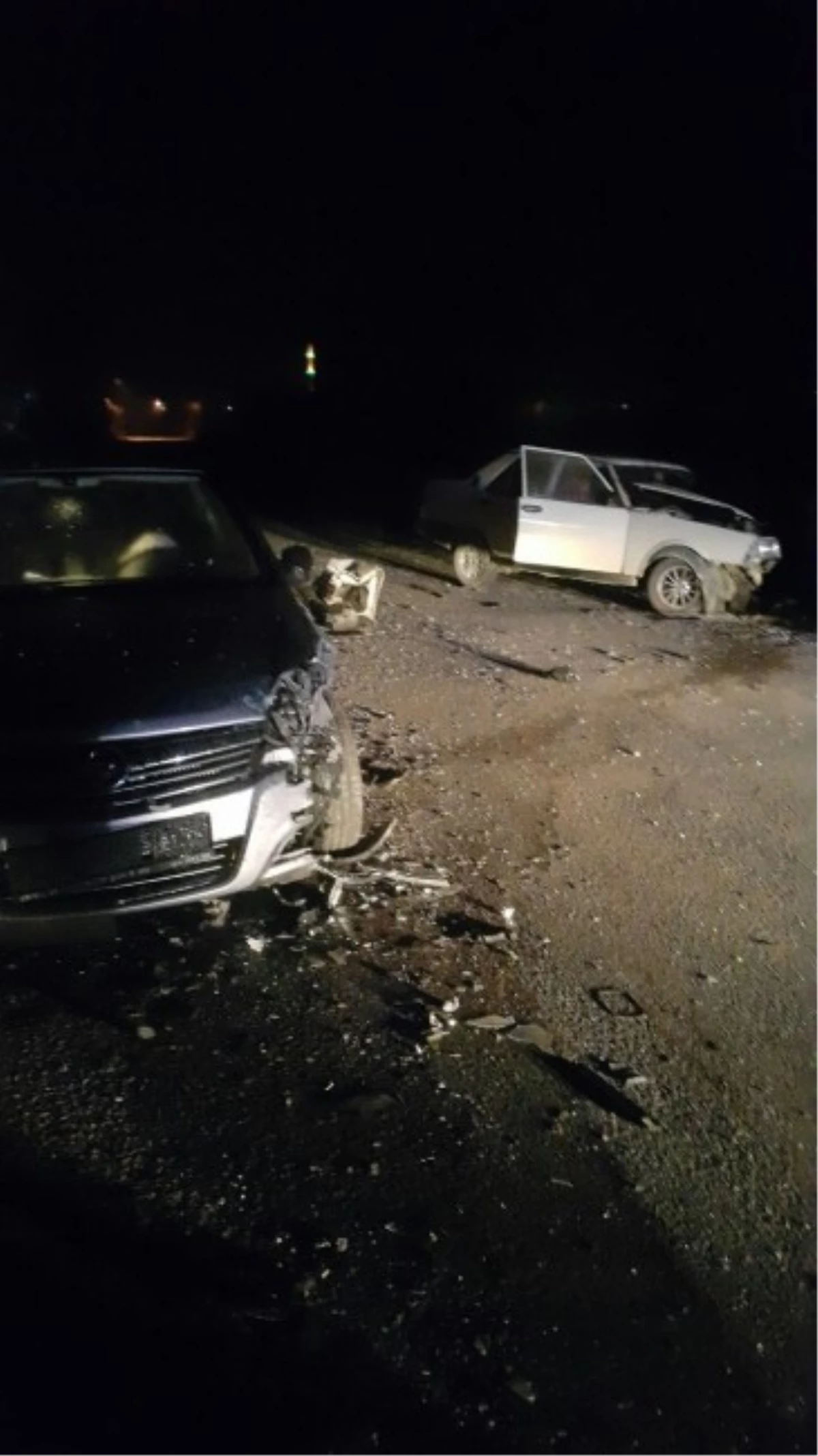 Bartın\'da Trafik Kazası 2 Yaralı