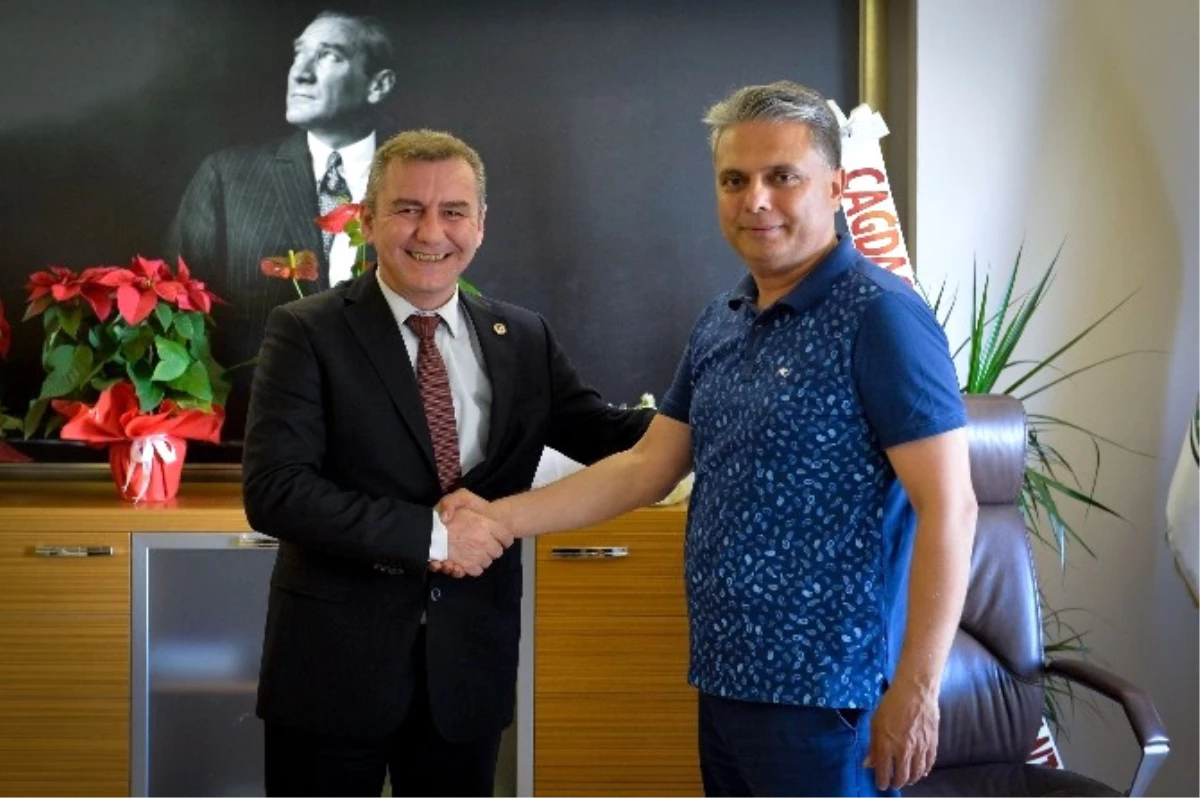 Başkan Uysal\'dan Baro Başkanı Balkan\'a Nezaket Ziyareti