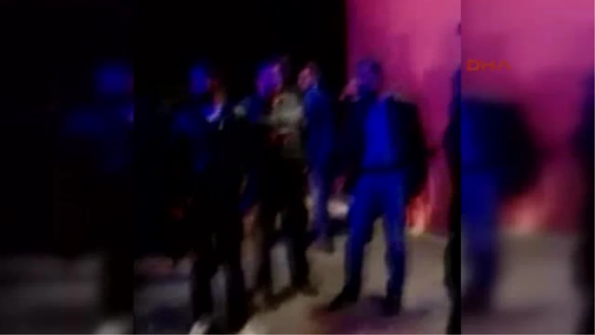 Bingöl\'de Zırhlı Polis Aracına Saldırı: 1 Şehit, 6\'sı Polis, 10 Yaralı