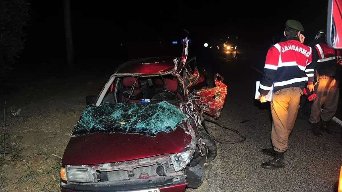Bursa'da Trafik Kazası: 2 Ölü, 4 Yaralı