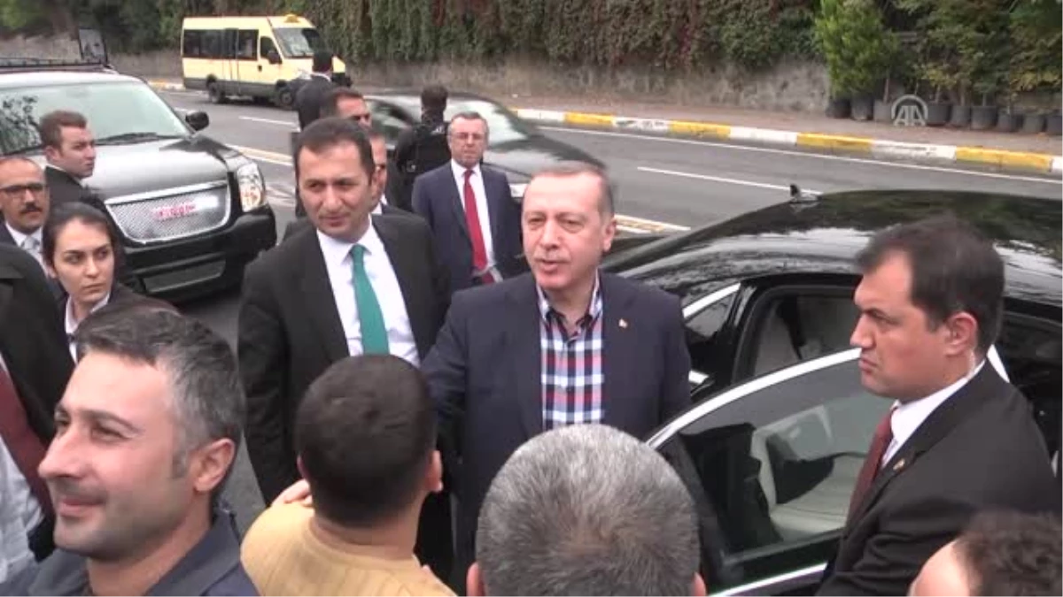 Erdoğan, Sarıyer Şehit Kemal Aykut Genç Polis Merkezi\'ni Ziyaret Etti