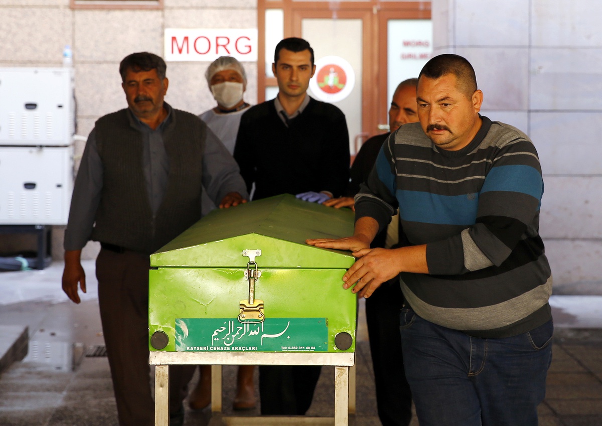 Katil, Minik Irmak\'a Tecavüz Edip Boğarak Öldürmüş