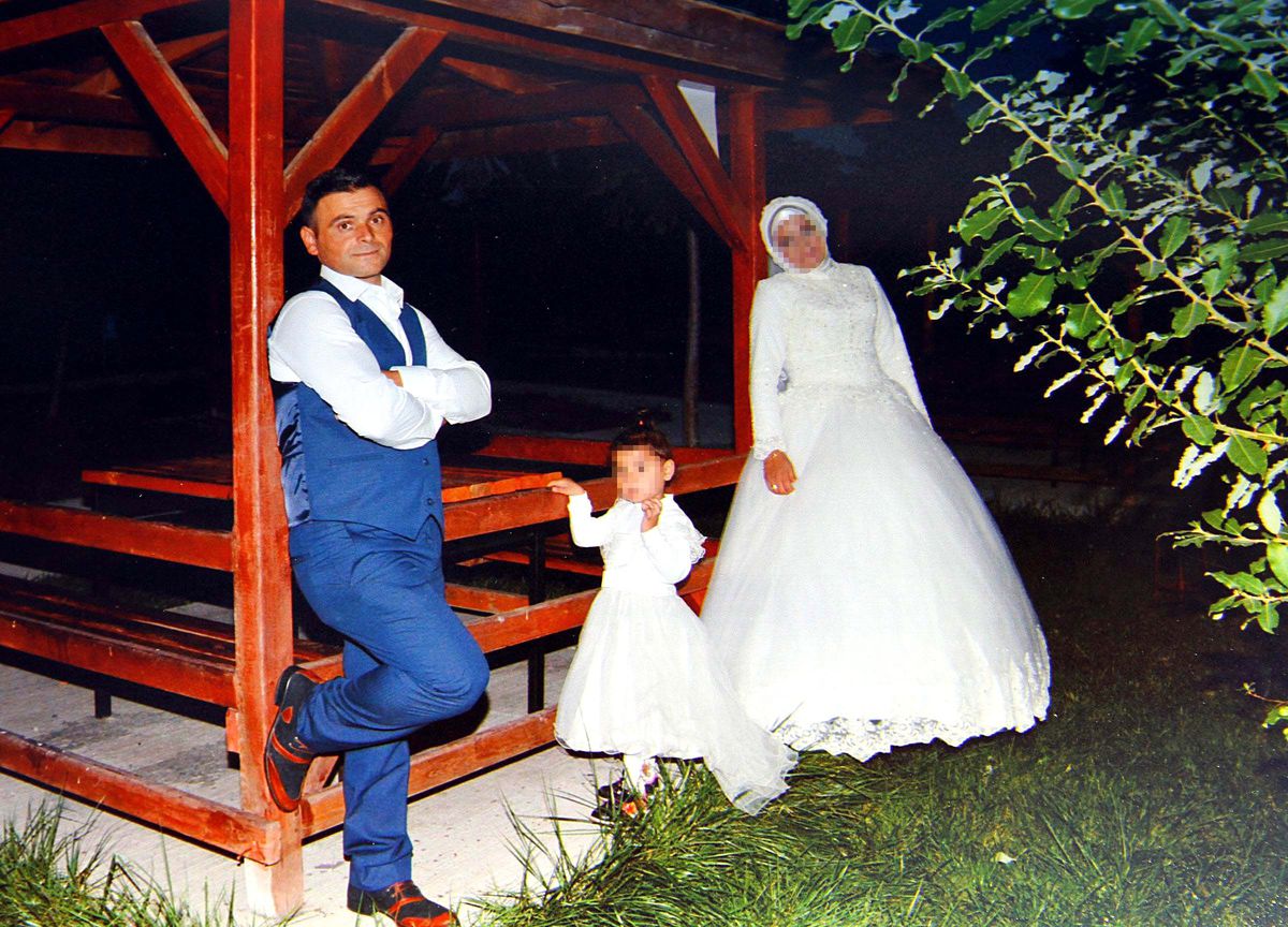 70 Bin Lira Harcayarak Evlendiği Eşi, Altın ve Paralarla Kayıplara Karıştı