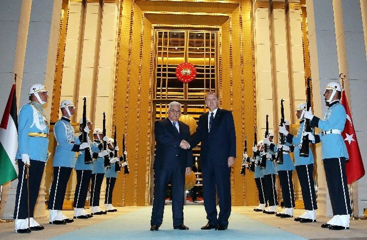 Cumhurbaşkanı Erdoğan, Filistin Devlet Başkanı Abbas ile Görüştü