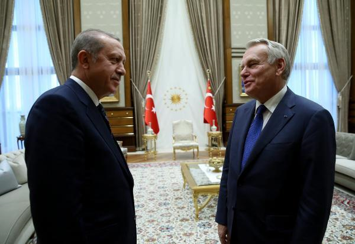 Cumhurbaşkanı Erdoğan,fransa Dışişleri Bakanı Ayrault\'yu Kabul Etti