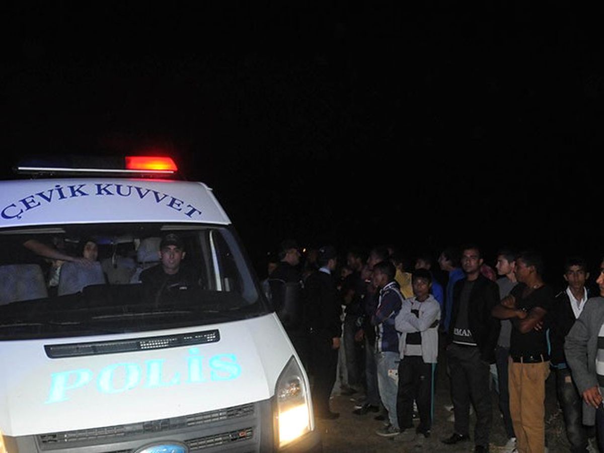 Edirne\'de 87 Sığınmacı ve Kaçak Yakalandı