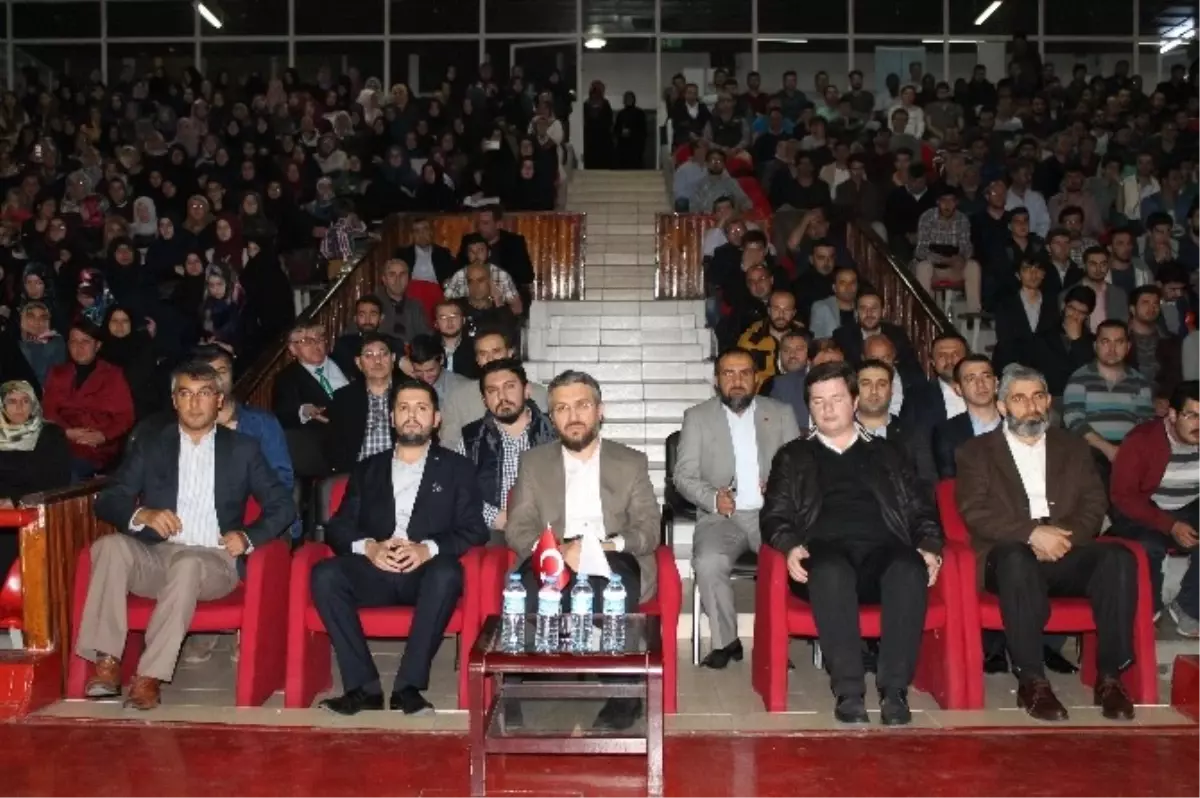 \'Her Yerde, Her Şeyde, Her Zaman İslam" Konferansı