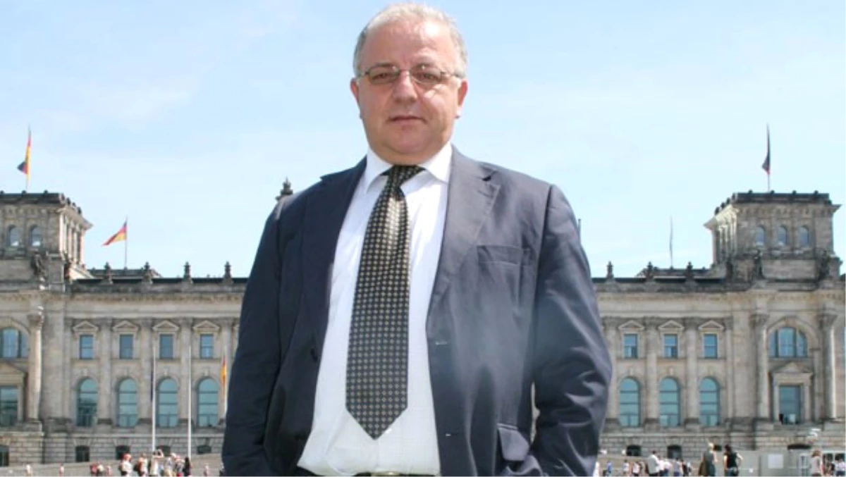 Kenan Kloat, CHP Berlin Birliği\'nin Başkanı Seçildi
