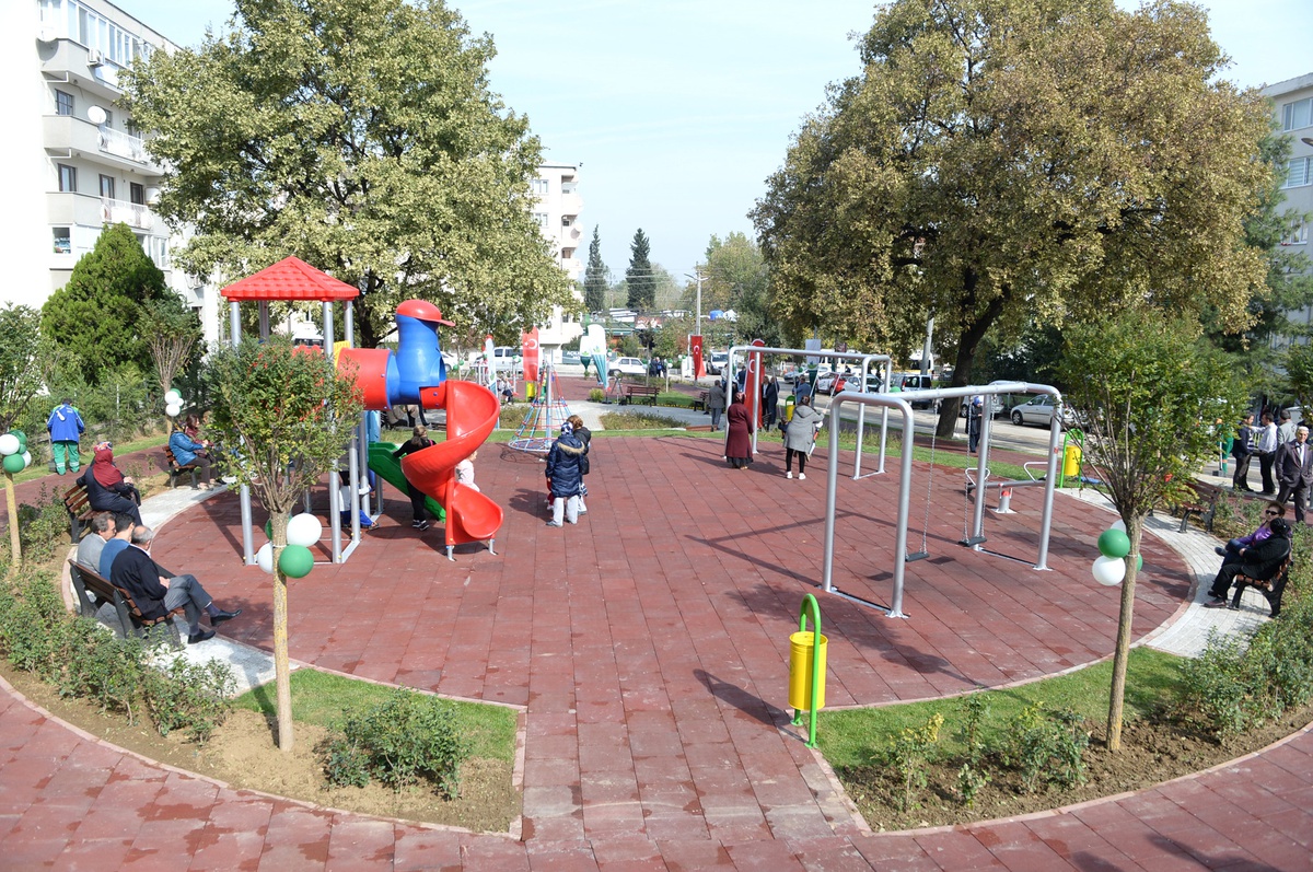 Kükürtlü Çiğdem Parkı Hizmete Açıldı