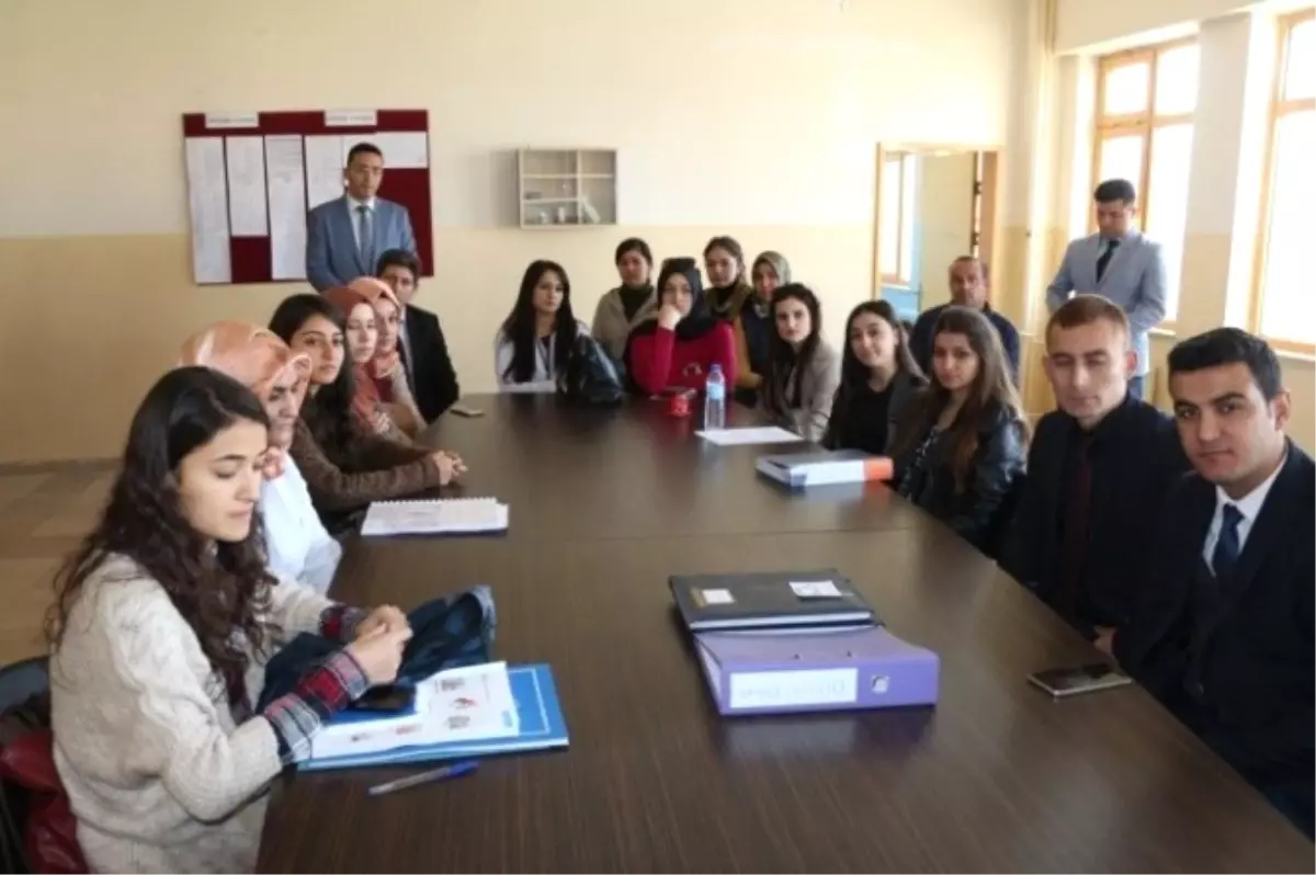 Müdür Edip\'ten Okul Ziyareti