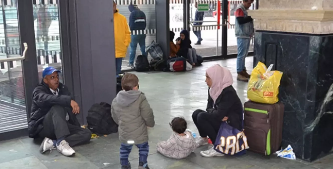 \'Ortadoğu\'nun Bütün Çocuklarının Sorumluluğunu Yüklenemeyiz"