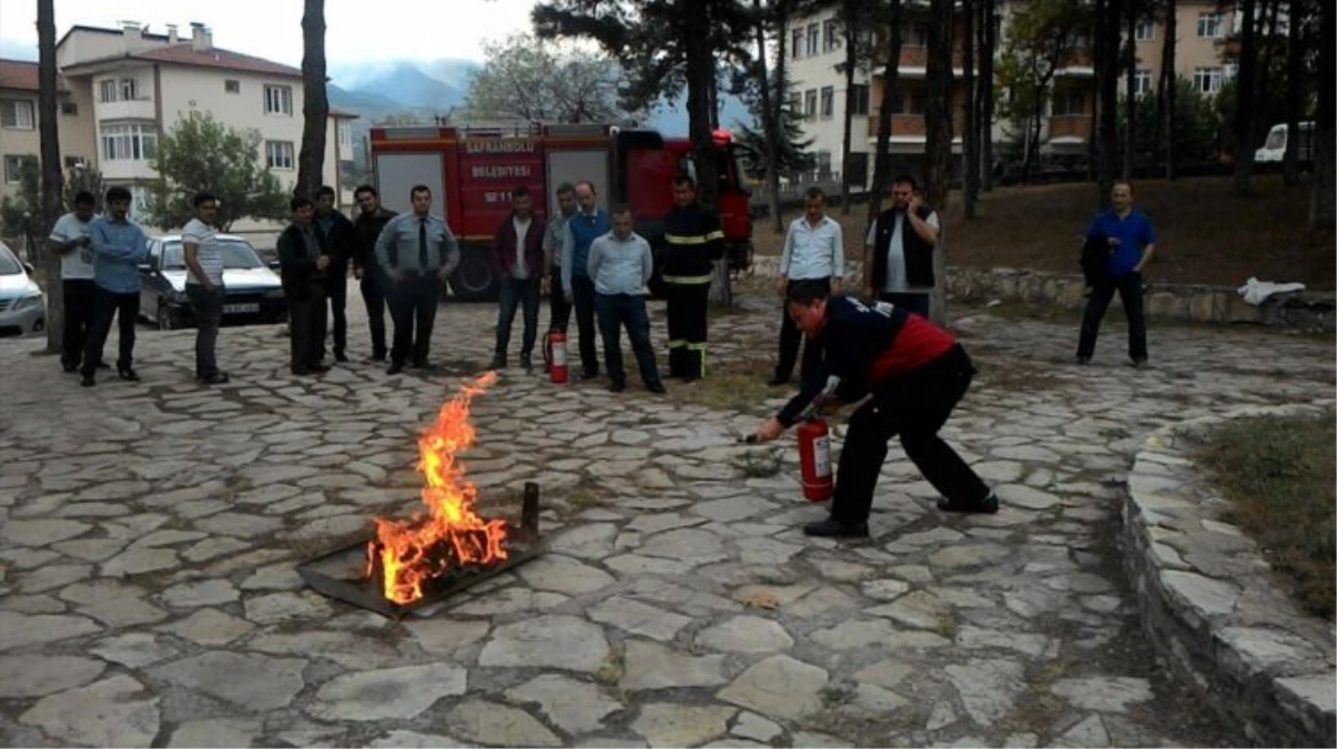 Safranbolu\'da Yangın Söndürme Eğitimi