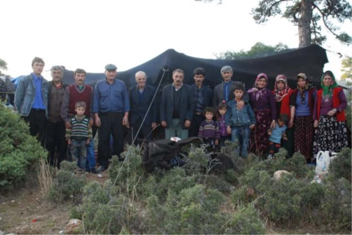 Sarıkeçili Yörükleri Sahillere Dönmeye Başladı