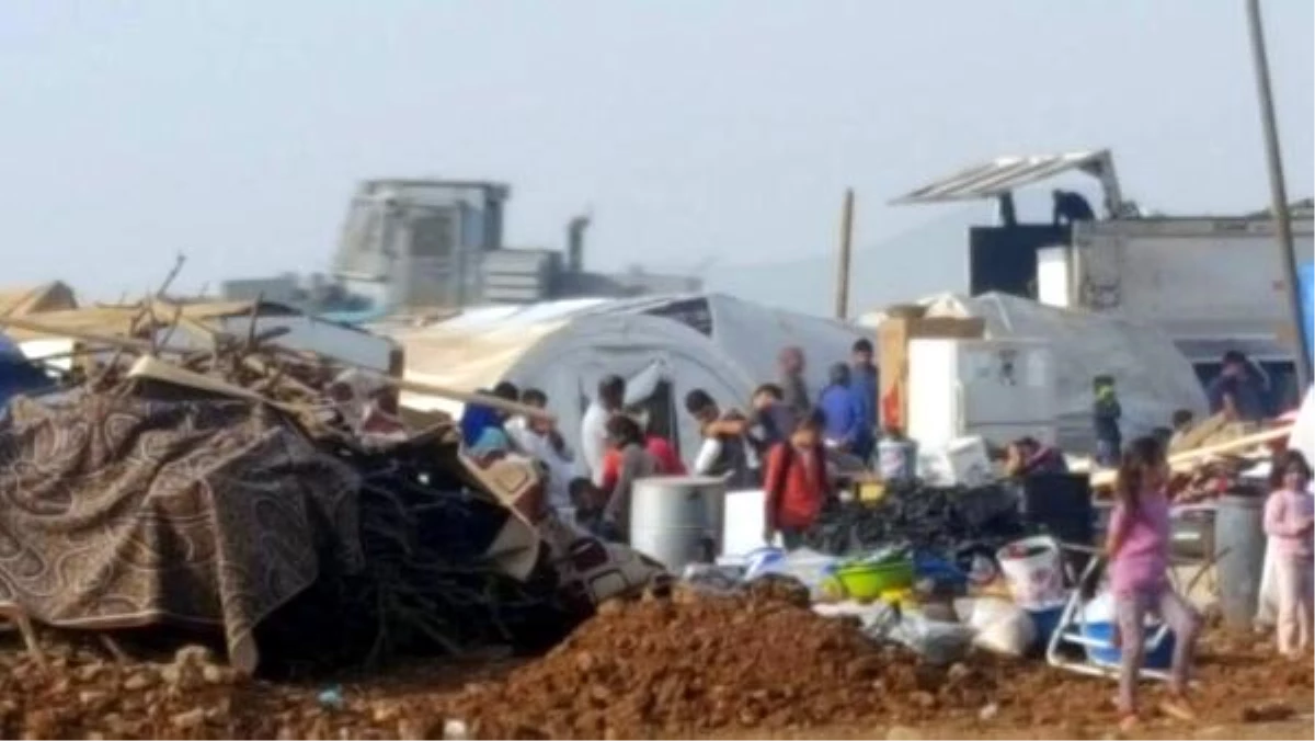 Şırnak\'ta Cudi Dağı Eteklerindeki Çadırlar Polis Tarafından Söküldü