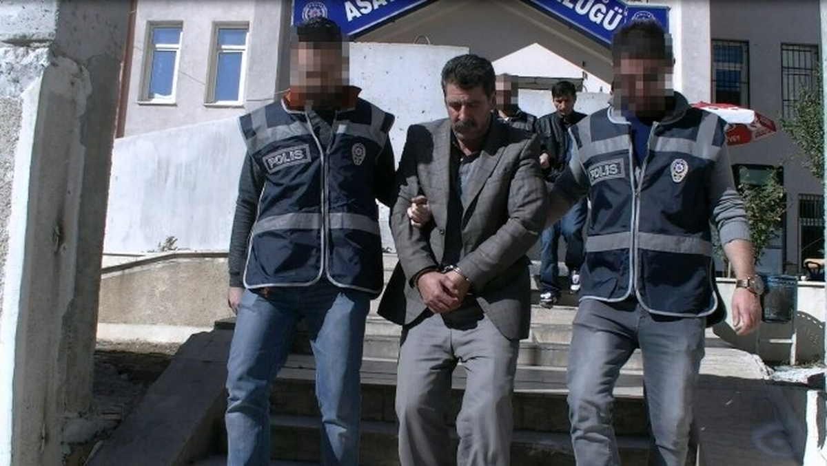Van\'da 3 Kişi Tutuklandı