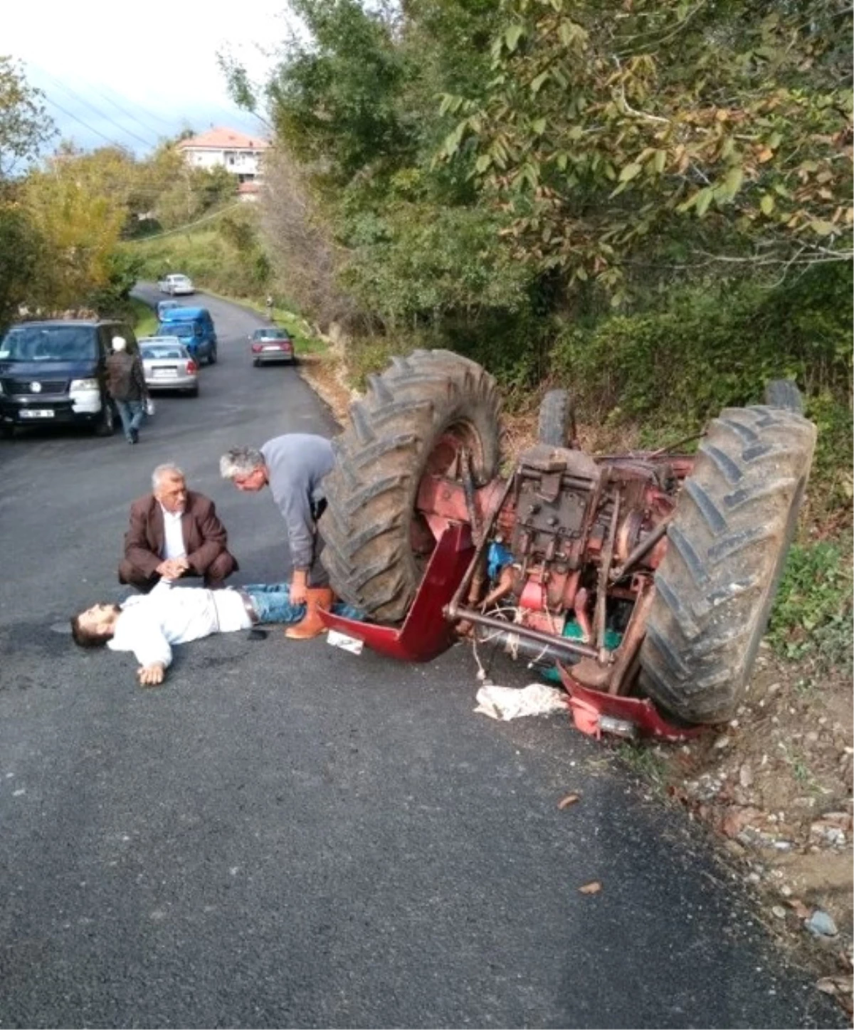Zonguldak\'ta Traktör Kazası: 1 Yaralı