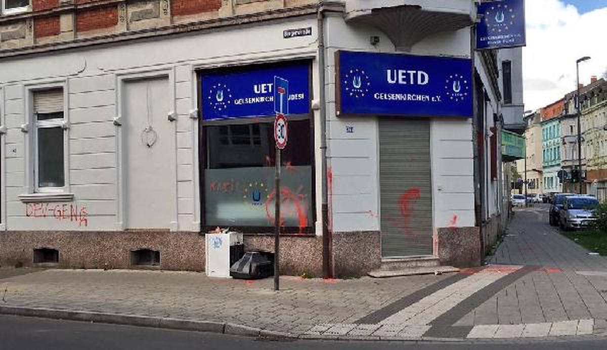 Almanya\'da Uetd Adlı Türk Derneğine Saldırı