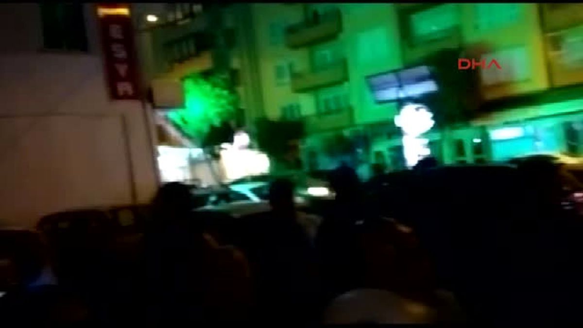 Aydın Alkol Alarak Taşkınlık Çıkaran Ünlü Oyuncu Gözaltına Alındı