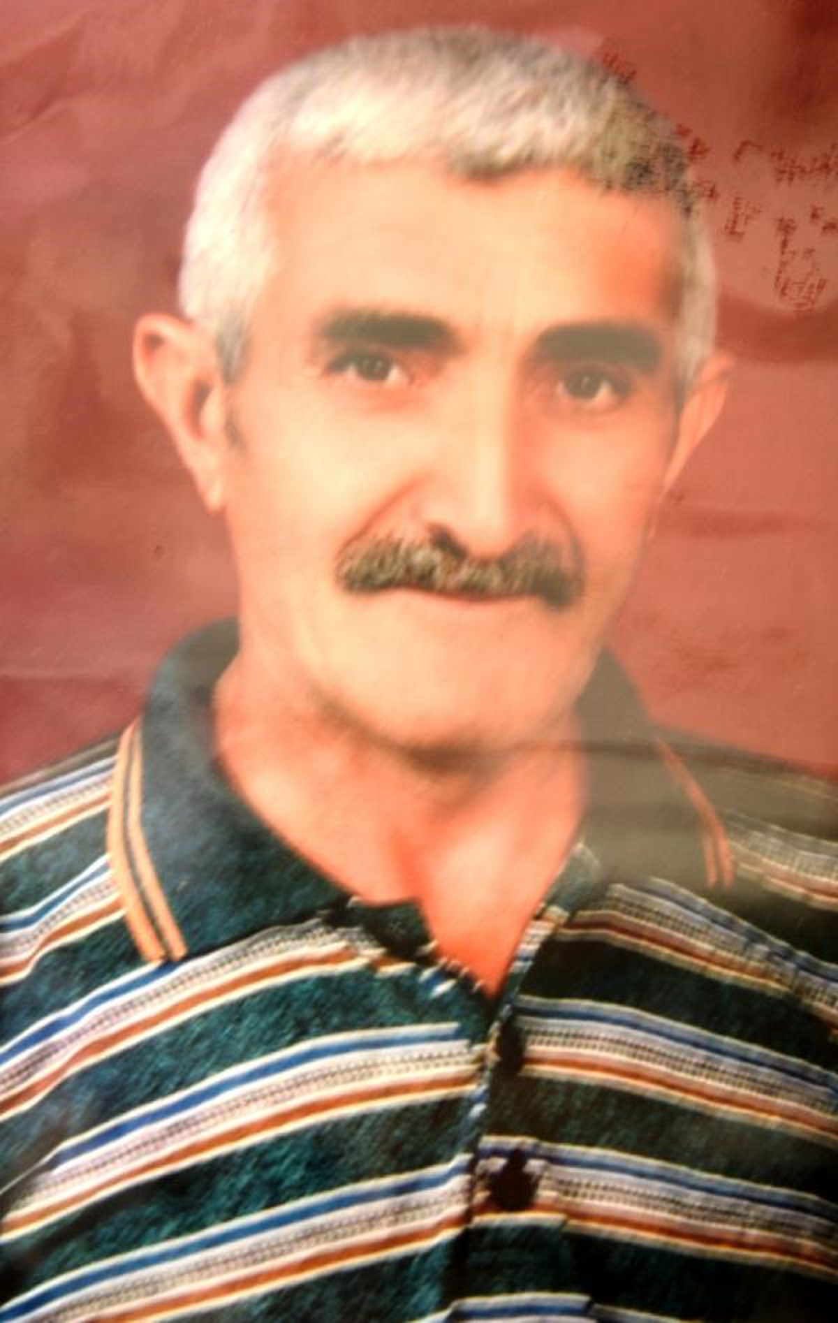 Evinde Ölü Bulundu
