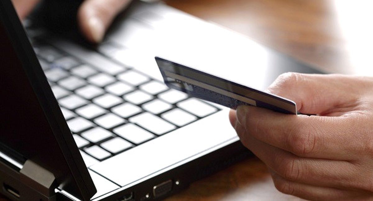 İnternetten Araba Almak İstedi Dolandırıldı