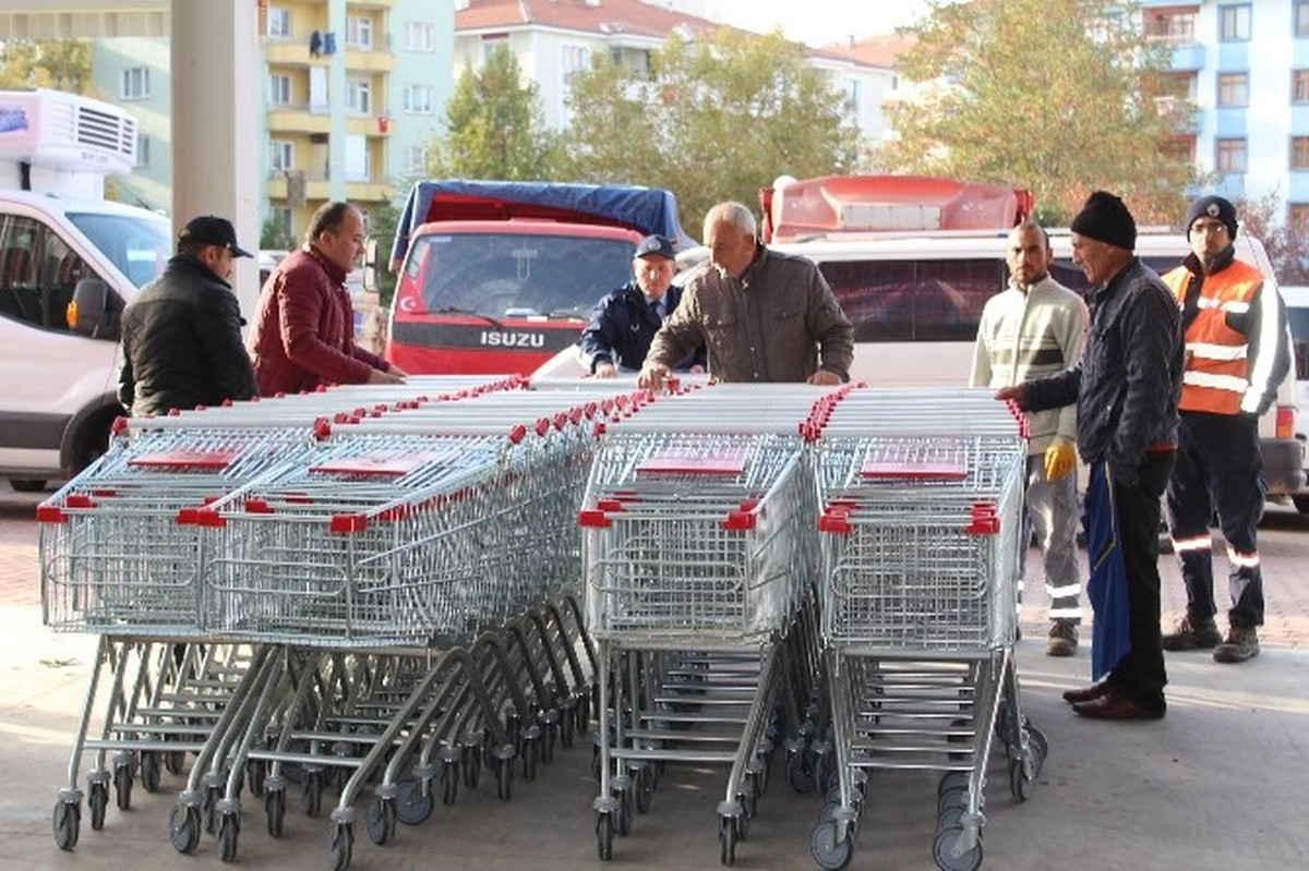 Sungurlu Belediyesi\'nden Pazar Arabası Uygulaması