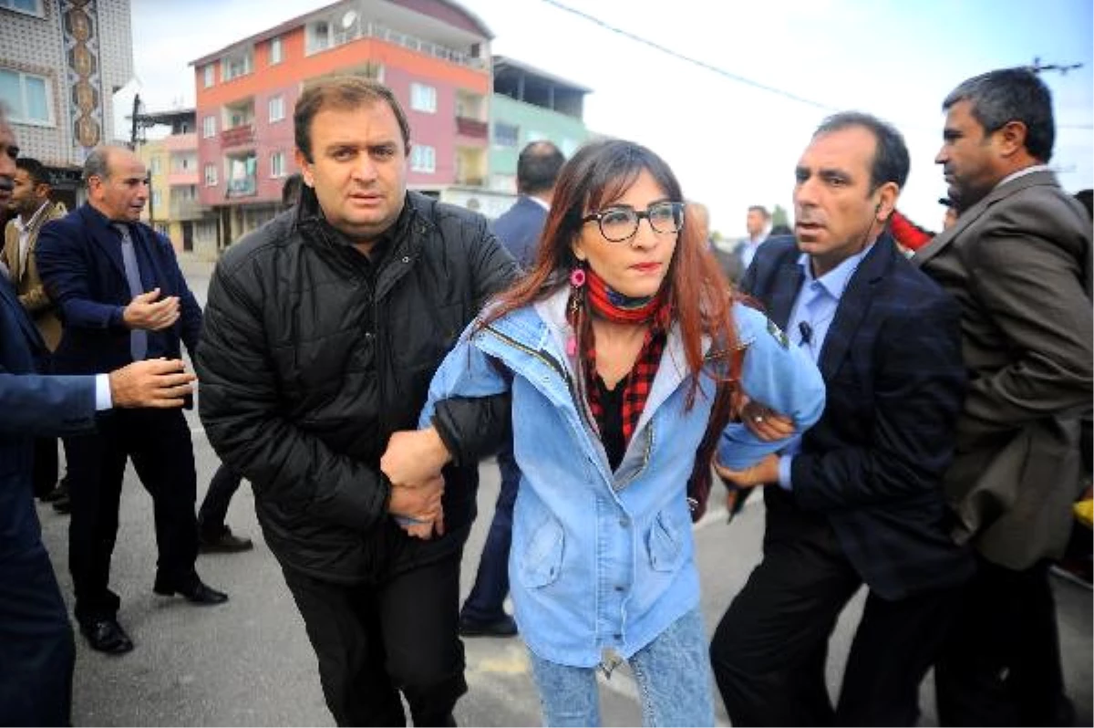 Bursa\'da İzinsiz Gösteri Yapmak İsteyen 10 Hdp\'li Gözaltında