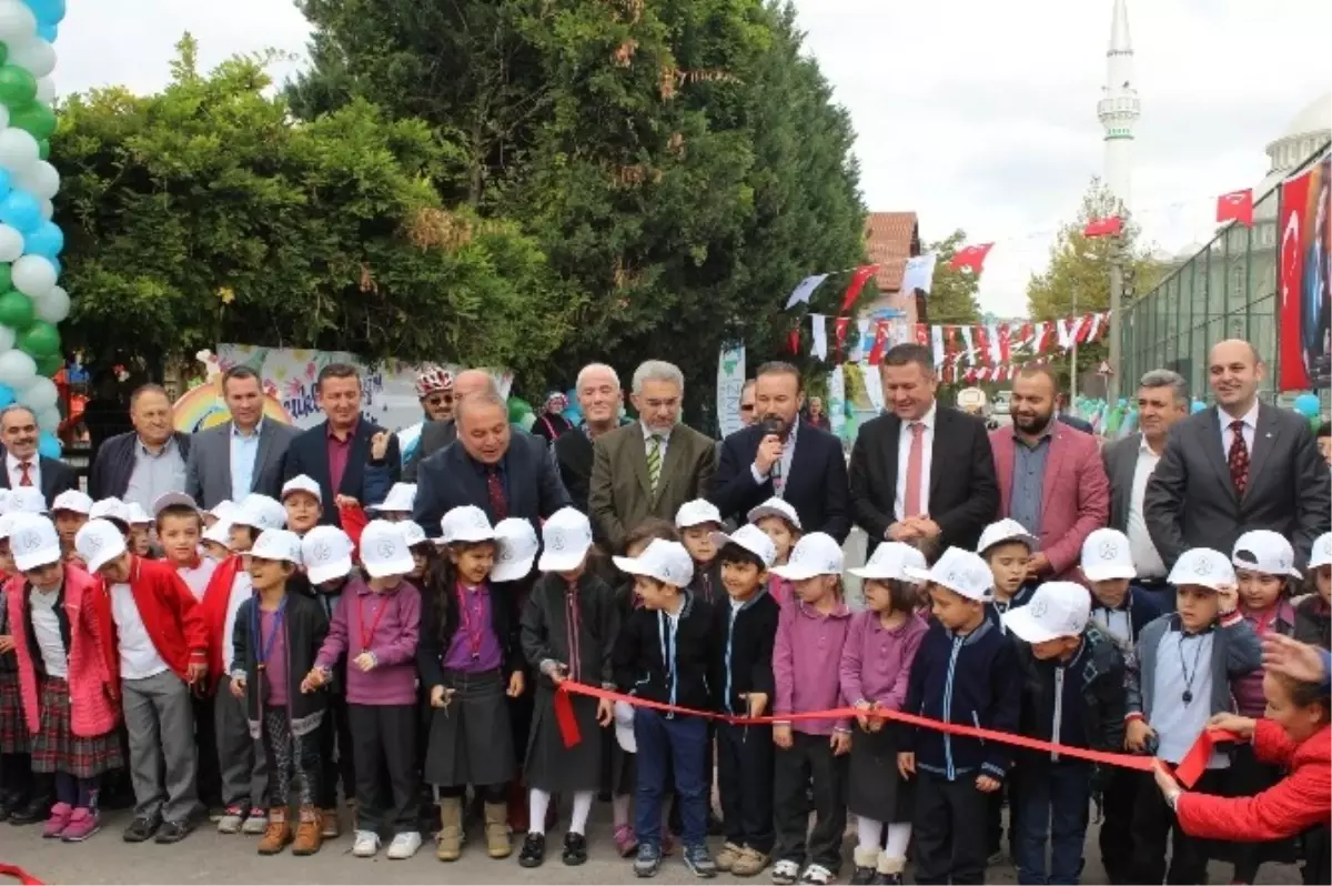 Çocuk Oyun Sokağı Törenle Açıldı