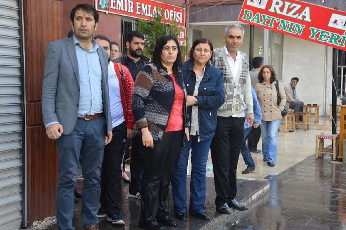 Diyarbakır\'da Gerginlik Sürüyor