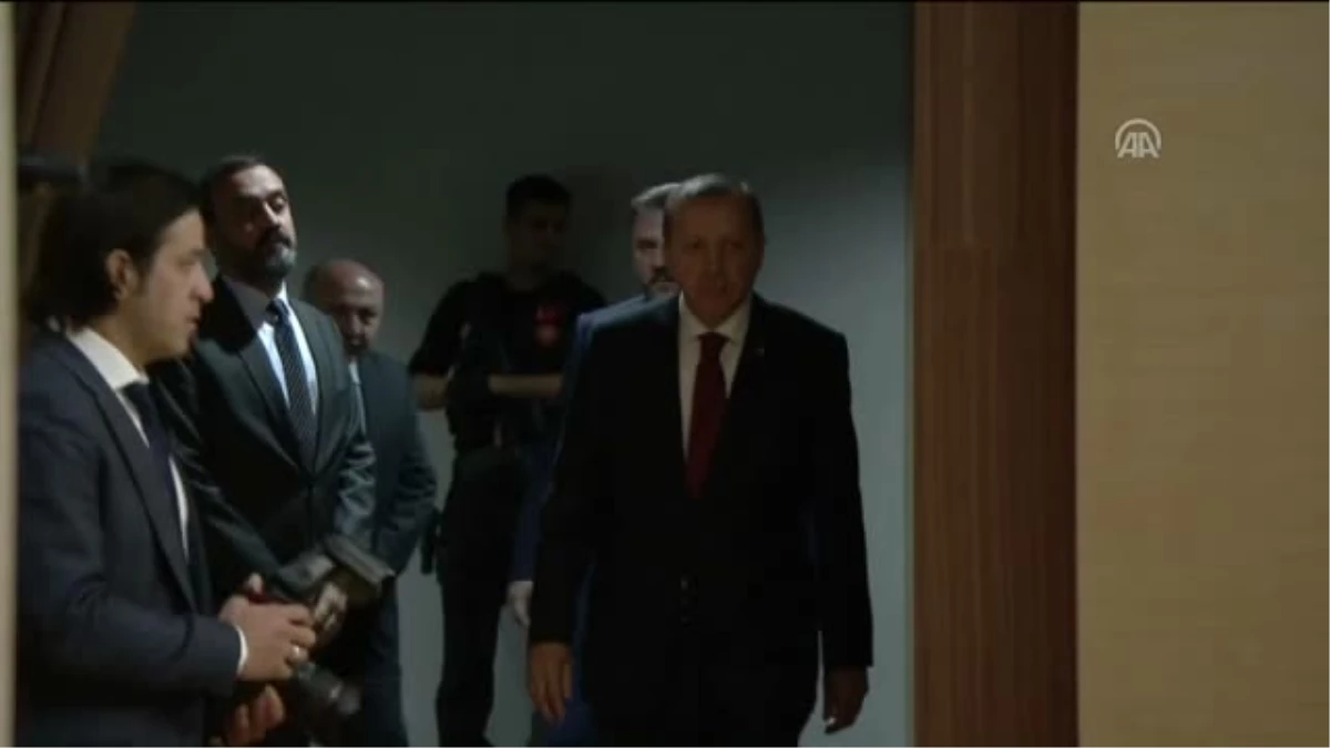 Erdoğan: "Üç Oyu Bir Araya Getiremeyecek Olanların Muhtarlarımızı Küçümsemeye Çalışması Hadlerine...