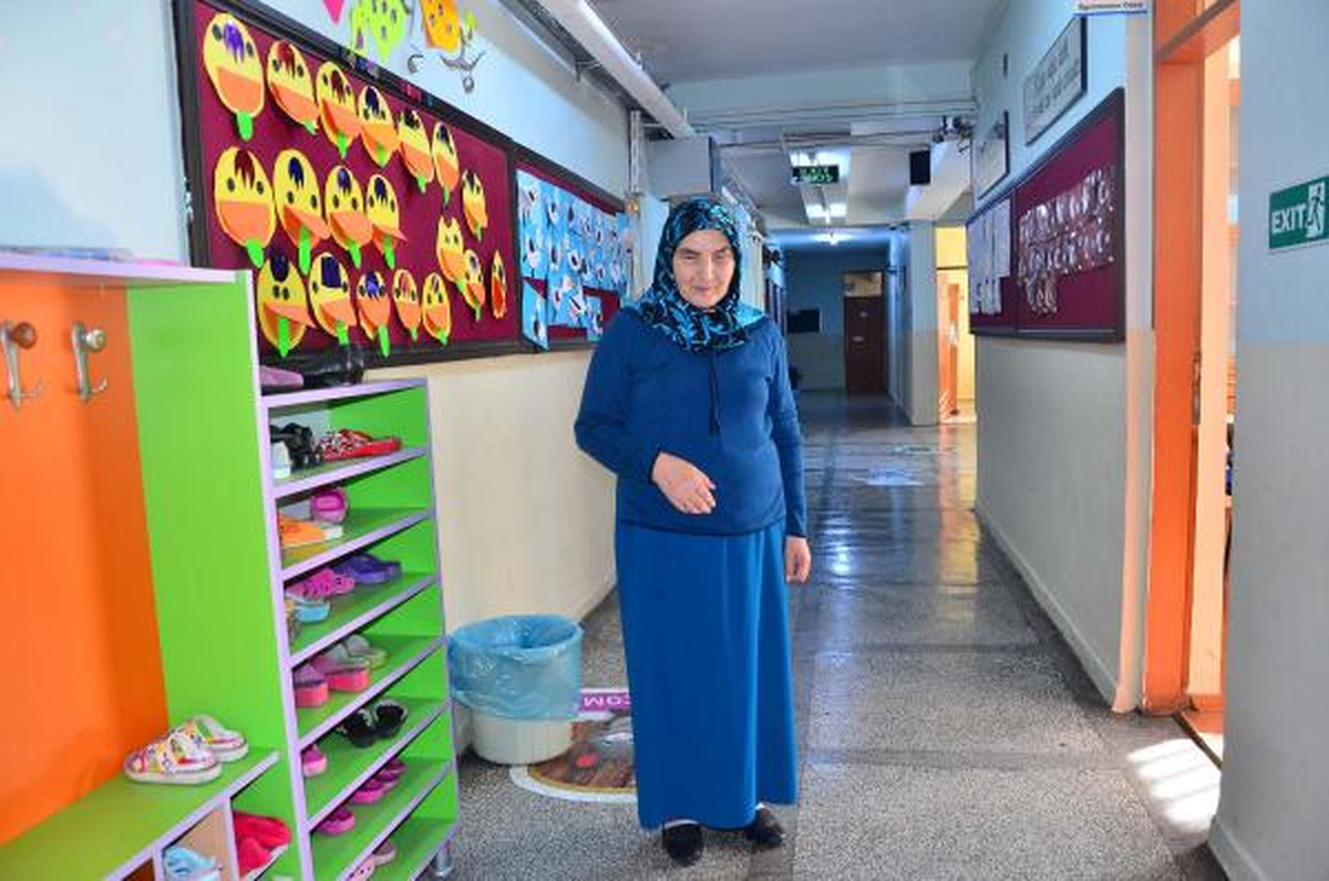 Görme Engelli Sevim, 54 Yaşında Memur Oldu