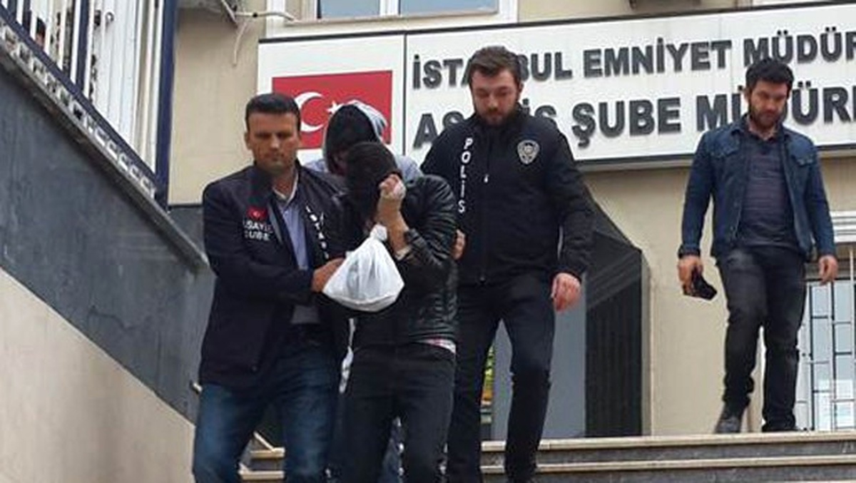 İstanbul\'da Yolda Yanlız Yürüyenlerin Korkulu Rüyası 4 Kişi Yakalandı