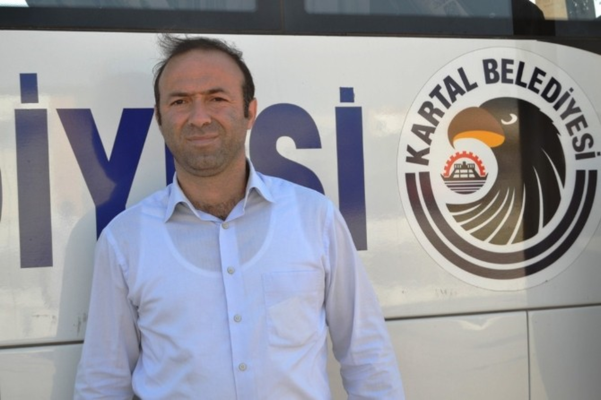 İstanbul\'dan Ayvalık\'a Gelerek Uyuşturucu, Terör ve Kadına Yönelik Şiddete Dikkat Çektiler