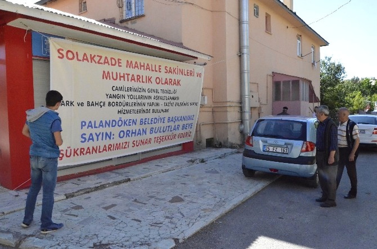 Mahalleli Belediye Başkanı Bulutlar\'a Teşekkür Etti