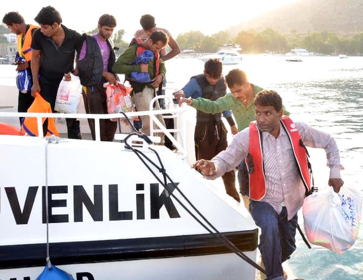 Yatçıların İhbarı Pakistanlı 70 Kaçağı Yakalattı