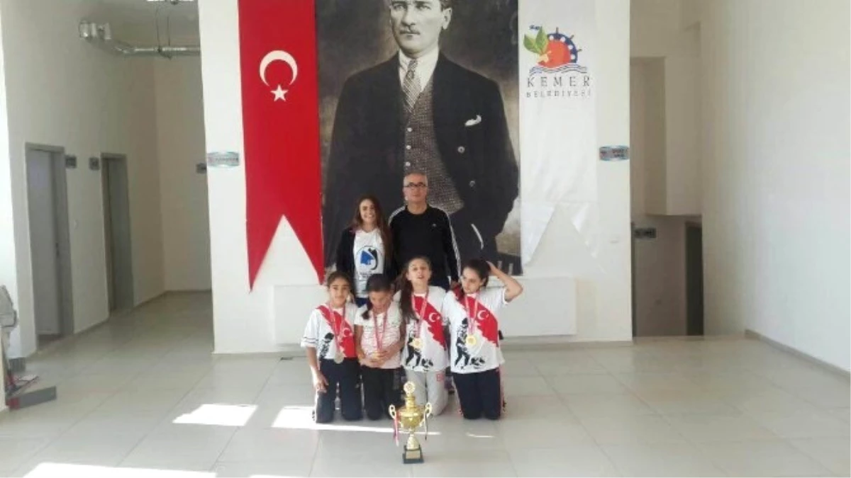Yunusemre\'nin Judo Takımları Türkiye Şampiyonu Oldu