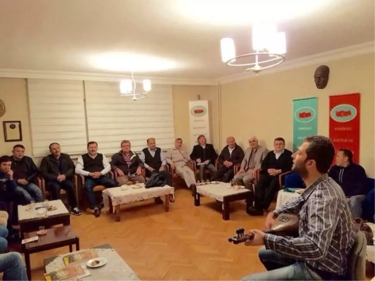 Anadolu Kültür ve Dayanışma Derneği\'nden \'Bayrak Türküleri\'