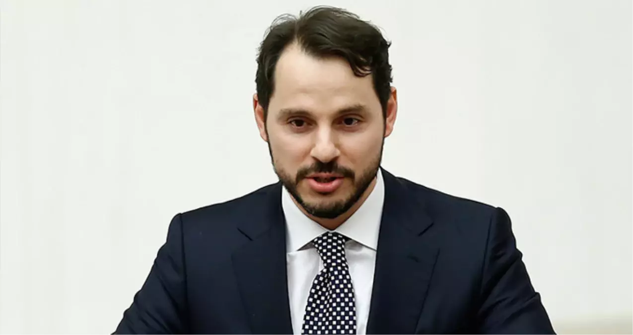 Bakan Albayrak: Trabzonspor Akyazı\'da Kasım Ayında Oynamaya Başlayacak