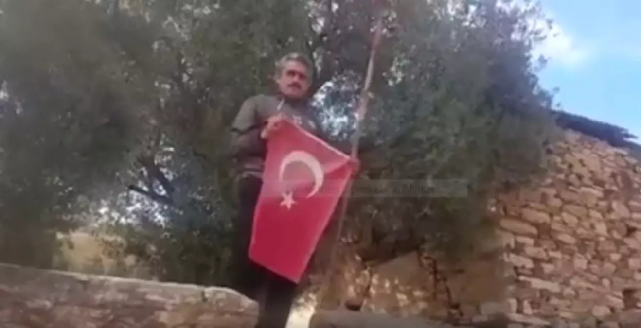 Başkan Haluk Alıcık\'ın Bayrak Hassasiyeti