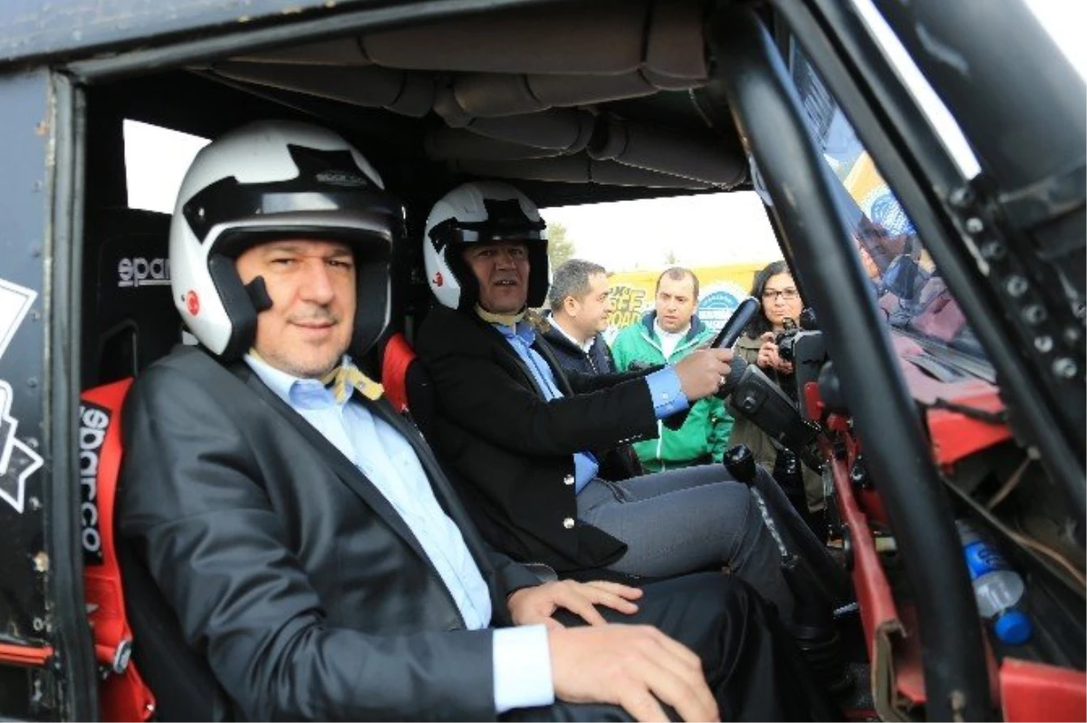 Başkan Subaşıoğlu, Off-road Pistinde Deneme Sürüşü Yaptı