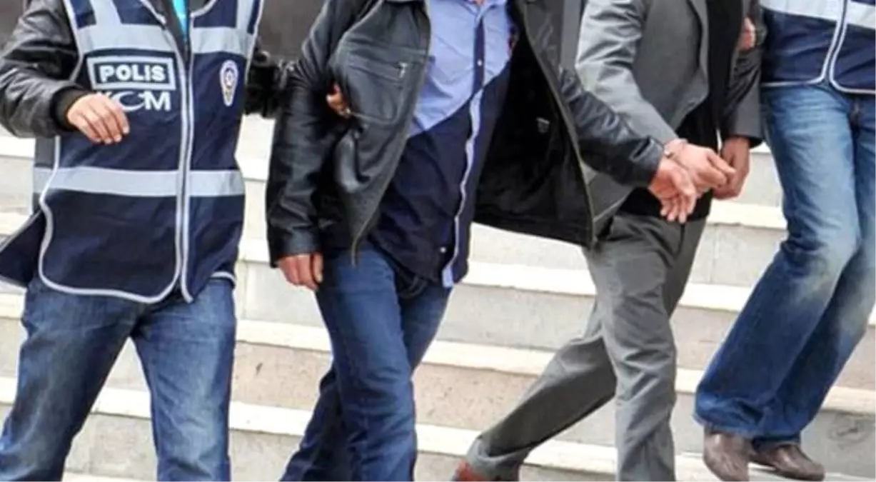 Biga\'da Fetö\'den 2 Kişi Tutuklandı