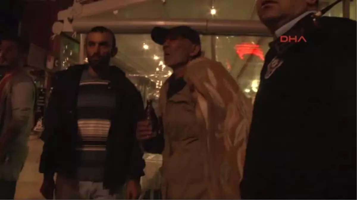 Izmir - Caddeye Bırakılan Valiz Tedirginlik Yarattı