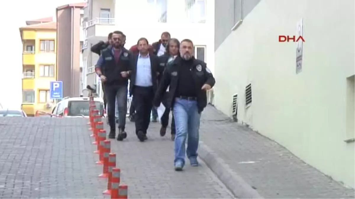 Kayseri? de Iki Ayrı Otomobildeki Uyuşturucuya 9 Gözaltı