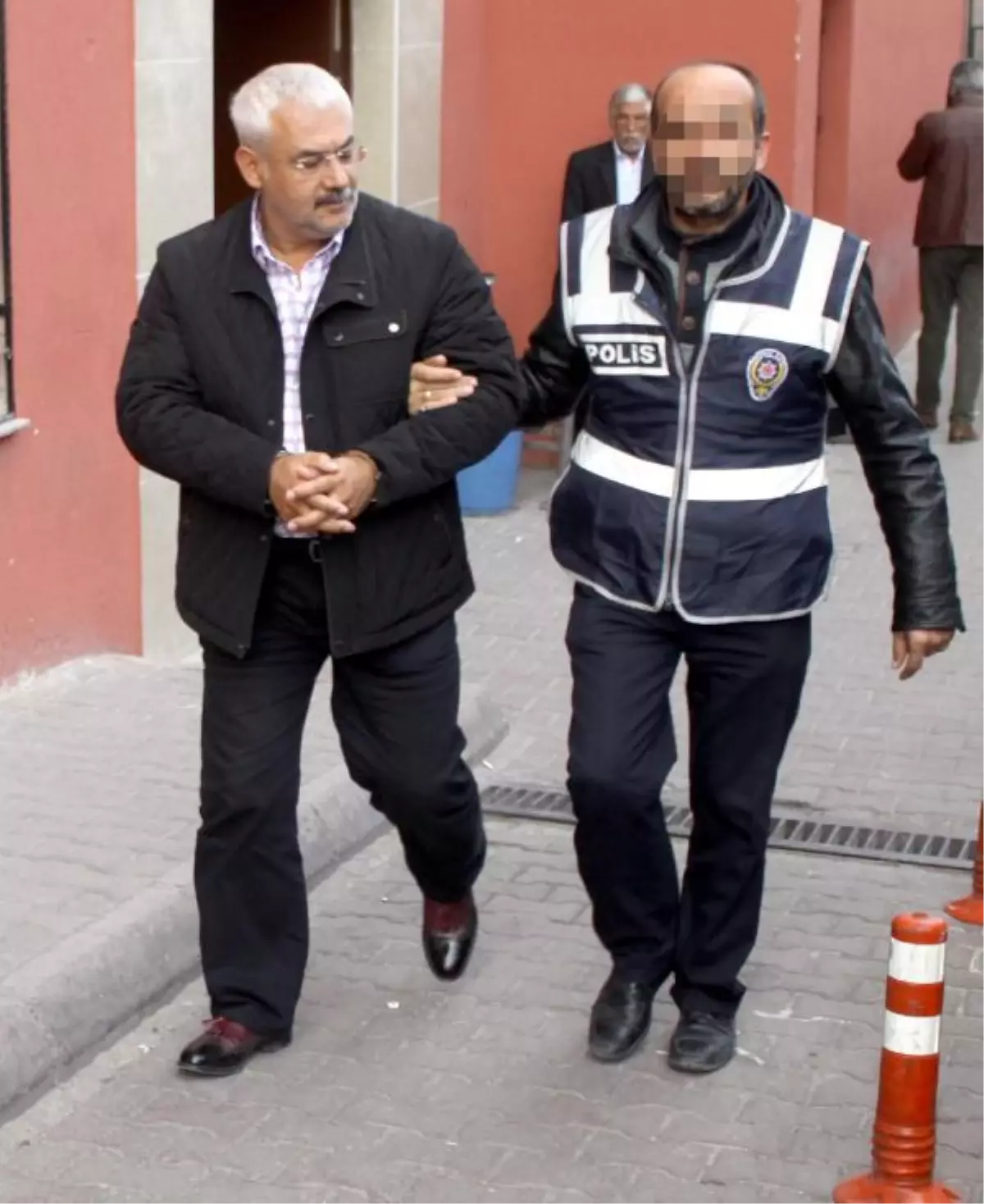 Kayseri\'de \'Yağma ve Kara Para Aklama\' Suçundan 10 Gözaltı