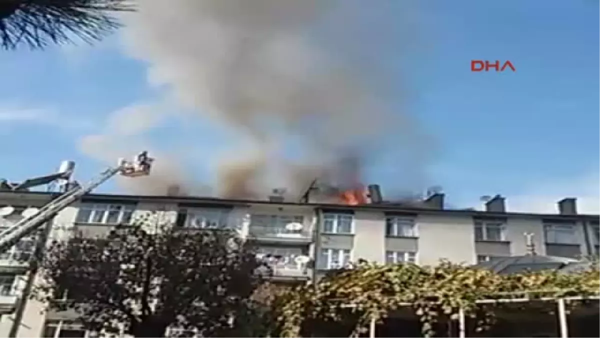 Konya Çatı Katında Çıkan Yangın Paniğe Neden Oldu