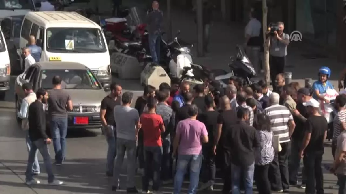 Lübnan\'da Protesto